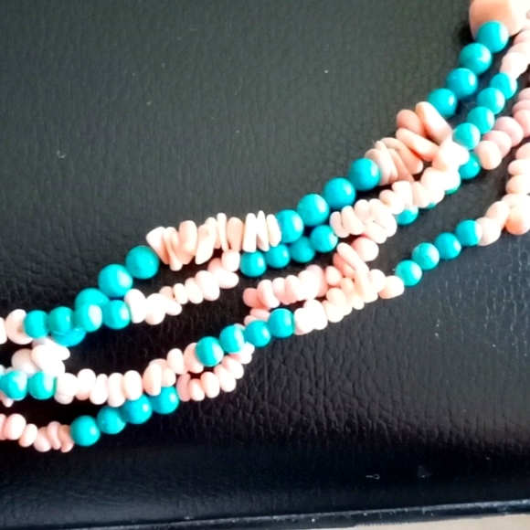 SOUTHWEST TURQUOISE AND PINK CORAL NECKLACE - Picture 3 of 7